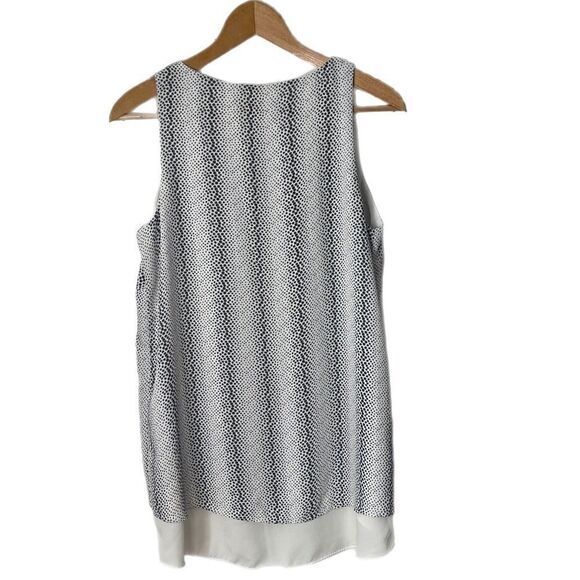 Philosophy V-Neck High-Lo Hem Dot Print Tank Top - Picture 3 of 6